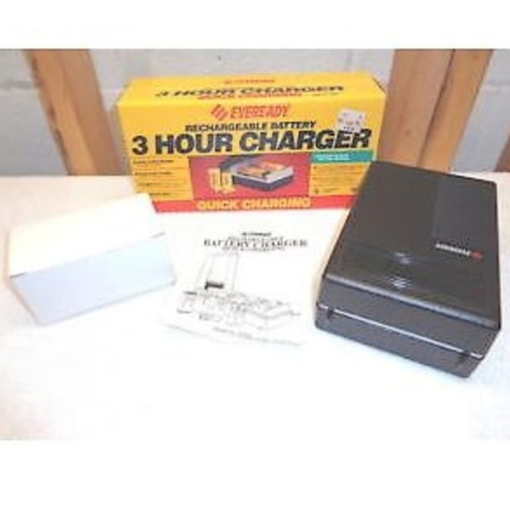 Eveready 3 Hour Battery Charger